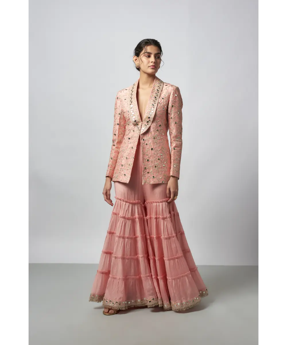 GOPI VAID- Ikshita Sharara Set